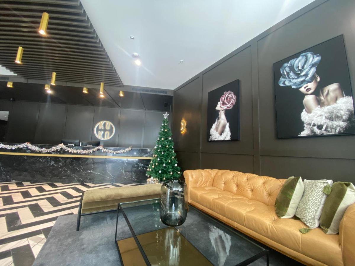 Koko Luxury Apartment In Broadbeach Gold Coast Exterior photo